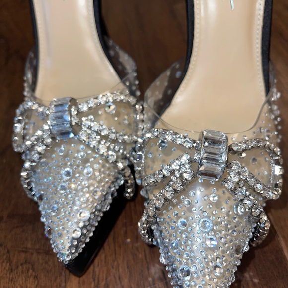 Betsey Johnson Cher Satin Rhinestone Bow Platform Pumps - Picture 6 of 6